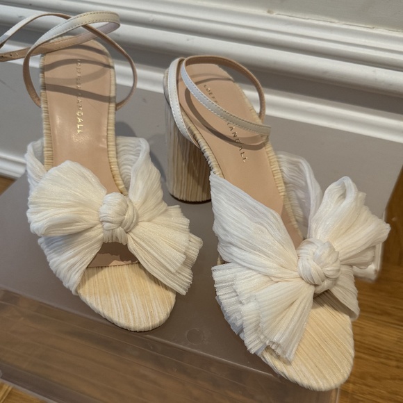 Loeffler Randall Camellia White Pleated Bow Heel, Size 9B - Picture 6 of 7